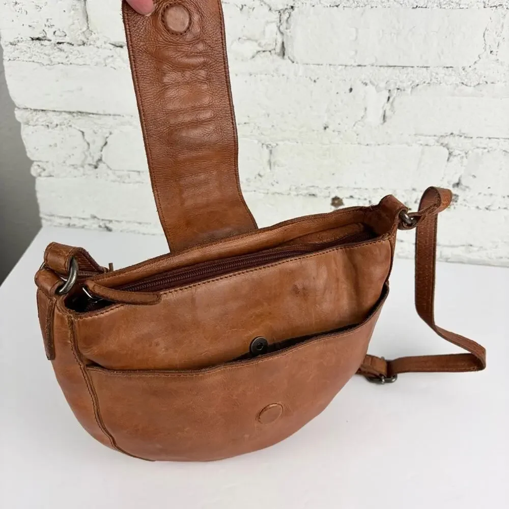 Vilenca Holland Brown Leather Woven Round Crossbody Bag Purse